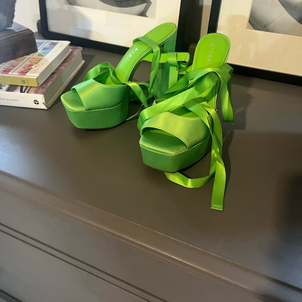 Vibrant Green Platform Heels